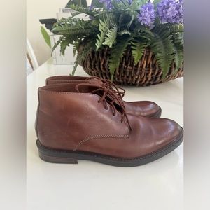 Clarks Collection Men’s 9.5 M Rich Brown Leather Ankle Boots Chukka Lace Up